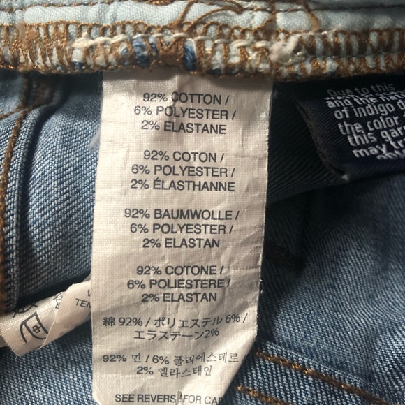 J.Crew vintage cropped jean in size 28, 9 1/2 inch rise. Light distressing. - Picture 6 of 7